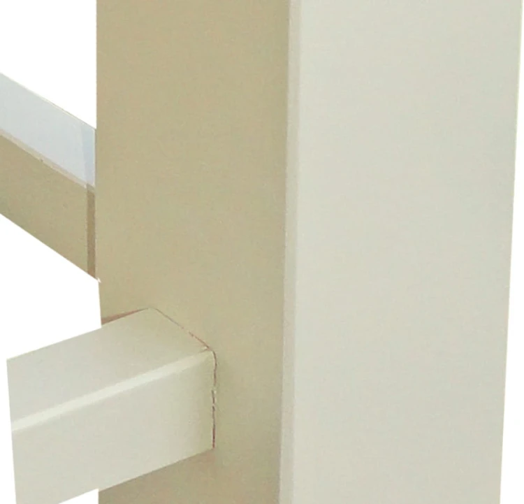 Taboret drewniany XL, kolor kryty ecru z blatem modrzew naturalny lakierowany
