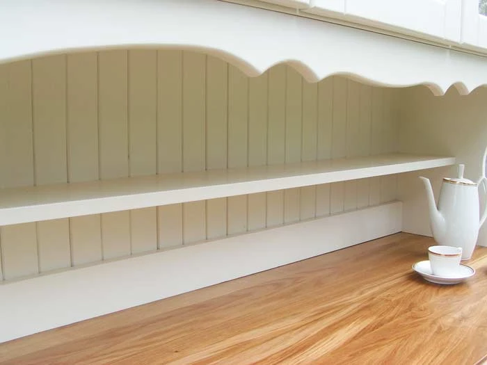wycinek kredensu, kolor ecru, blat dab lity