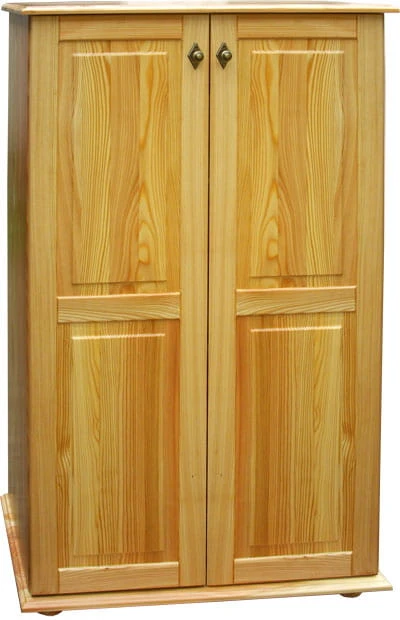 komoda drewniana KDM-8b, drewno lite modrzew lakierowany, wieniec dolny stopka